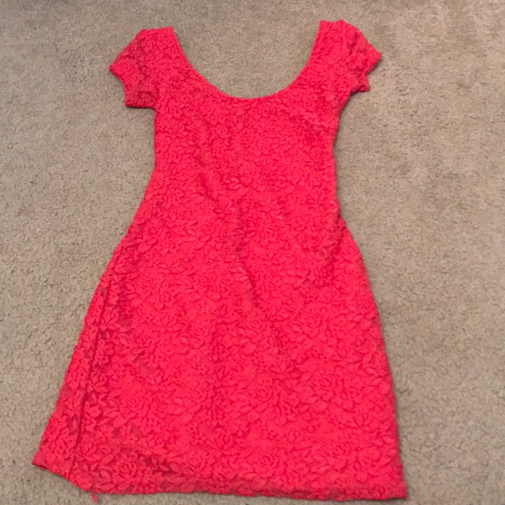 Red lace bodycon dress